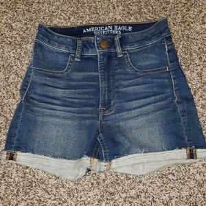 American Eagle high waisted denin shorts